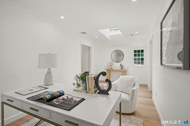 148 West Hills Road, New Canaan, CT 06840