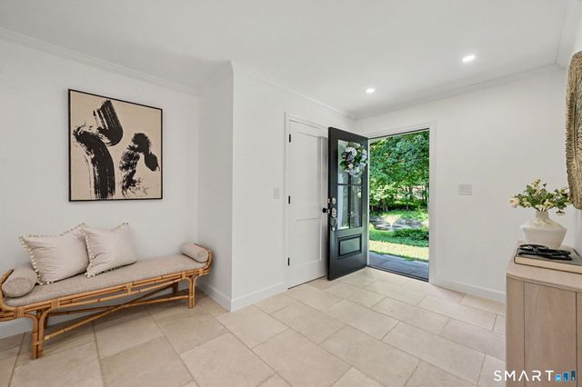 148 West Hills Road, New Canaan, CT 06840