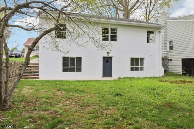 8 Oak St, Netcong Boro, NJ 07857
