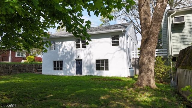 8 Oak St, Netcong Boro, NJ 07857