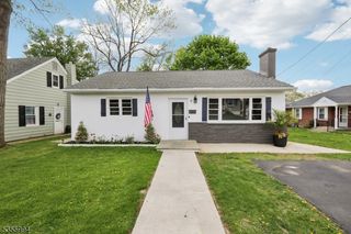 8 Oak St, Netcong Boro, NJ 07857