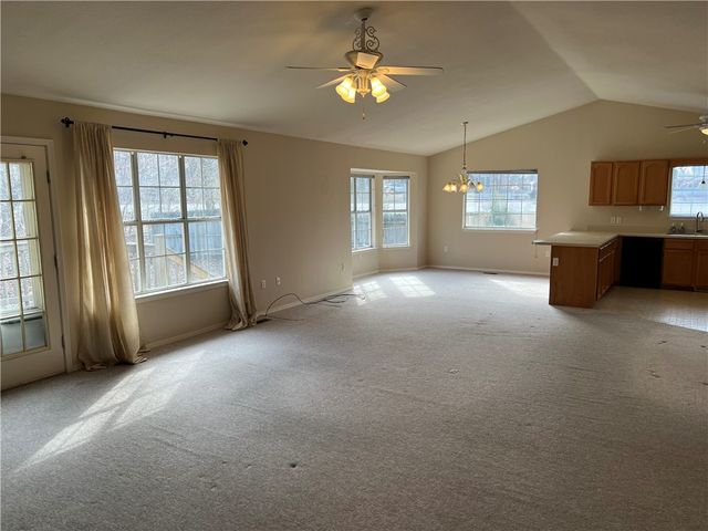 2 Ventnor Drive, Bella Vista, AR 72715