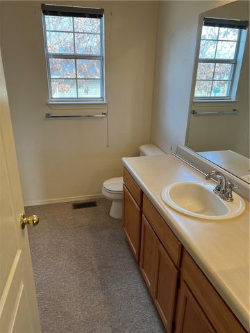 2 Ventnor Drive, Bella Vista, AR 72715