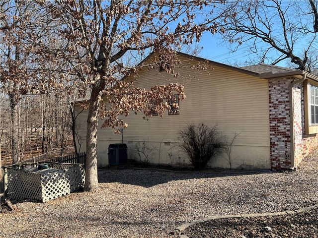 2 Ventnor Drive, Bella Vista, AR 72715