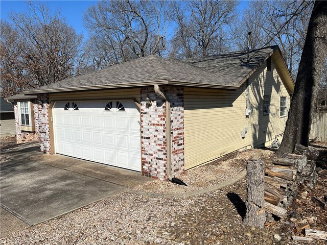 2 Ventnor Drive, Bella Vista, AR 72715