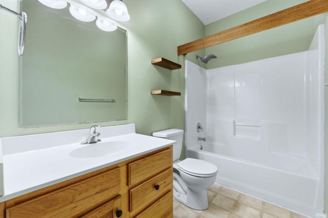 7208 Tayside Trail, Fort Wayne, IN 46814