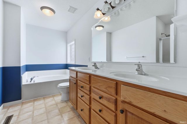 7208 Tayside Trail, Fort Wayne, IN 46814