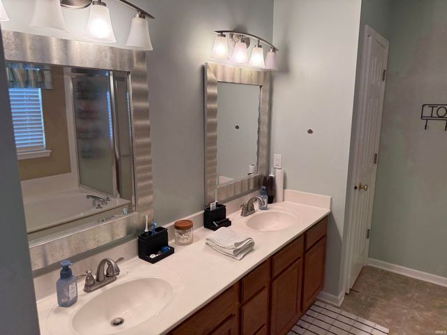 6831 Trailside Drive, Avon, IN 46123