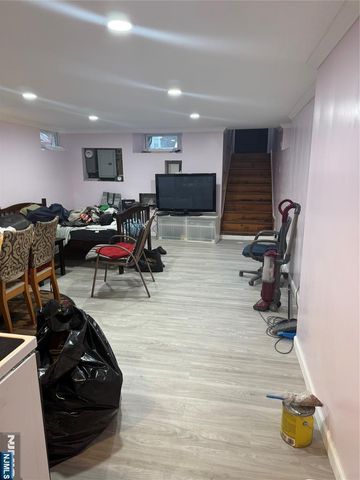 2 Harrison Street, Belleville, NJ 07109