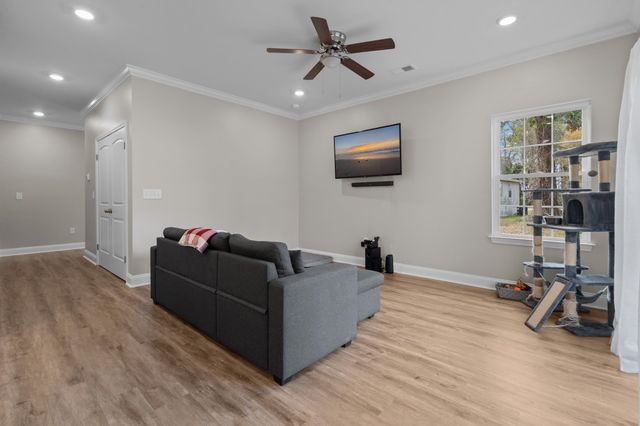 1205 Rosehaven Dr., Myrtle Beach, SC 29577