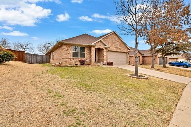 113 Ellicott Drive, Roanoke, TX 76262