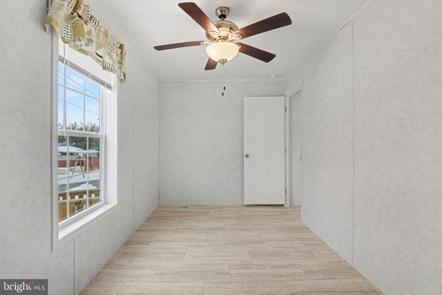 7 LEBANON VALLEY CT, Lebanon, PA 17046