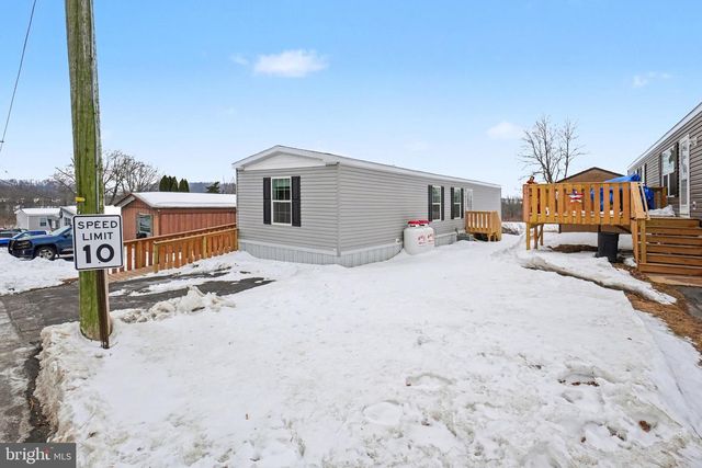 7 LEBANON VALLEY CT, Lebanon, PA 17046