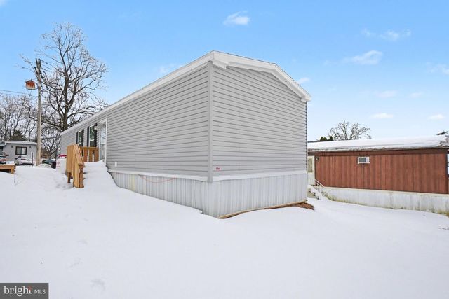 7 LEBANON VALLEY CT, Lebanon, PA 17046