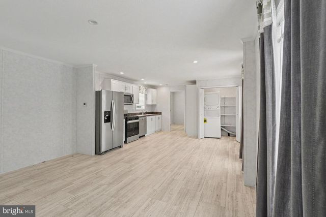 7 LEBANON VALLEY CT, Lebanon, PA 17046