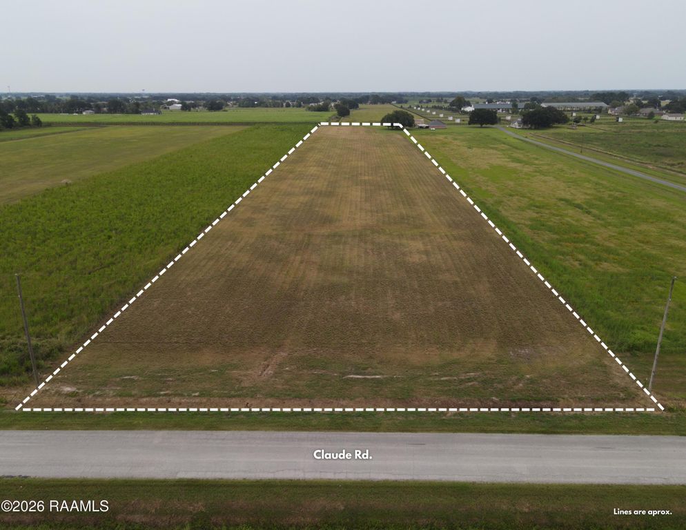 5351 Claude Road, Maurice, LA 70555