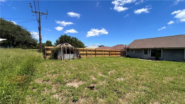2993 Todd Circ, Ingleside, TX 78362