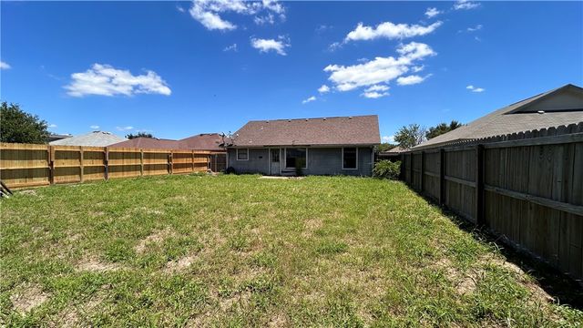 2993 Todd Circ, Ingleside, TX 78362