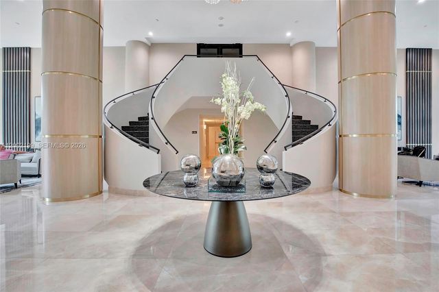 3500 Mystic Pointe Dr 1403, Aventura, FL 33180