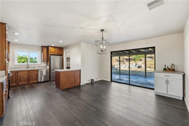 35920 42nd East, Palmdale, CA 93552