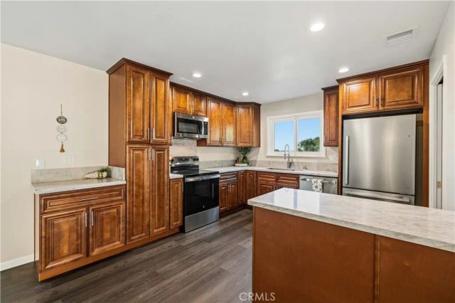 35920 42nd East, Palmdale, CA 93552
