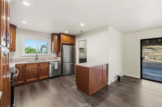 35920 42nd East, Palmdale, CA 93552
