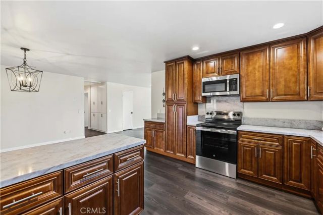35920 42nd East, Palmdale, CA 93552