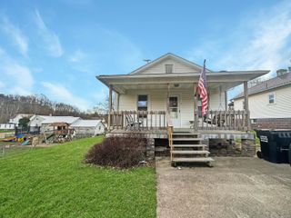113 Chestnut Street SE, Corning, OH 43730