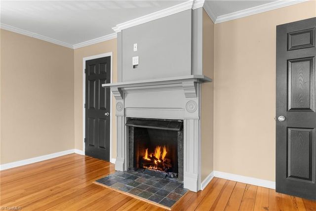 212 Gwyn Avenue, Elkin, NC 28621