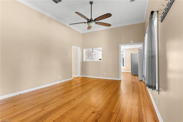 212 Gwyn Avenue, Elkin, NC 28621