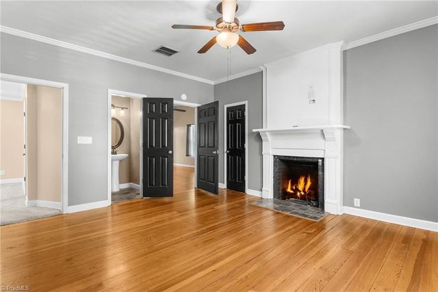 212 Gwyn Avenue, Elkin, NC 28621