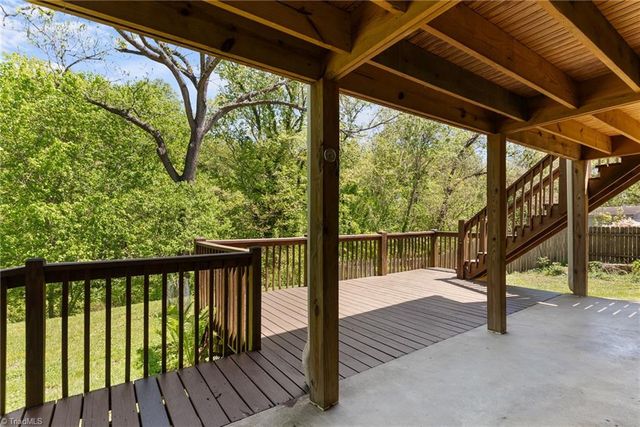 212 Gwyn Avenue, Elkin, NC 28621