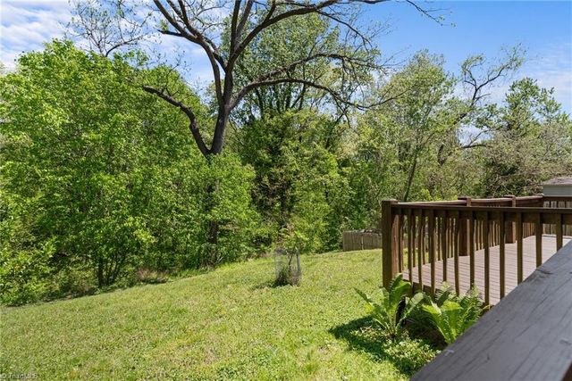 212 Gwyn Avenue, Elkin, NC 28621