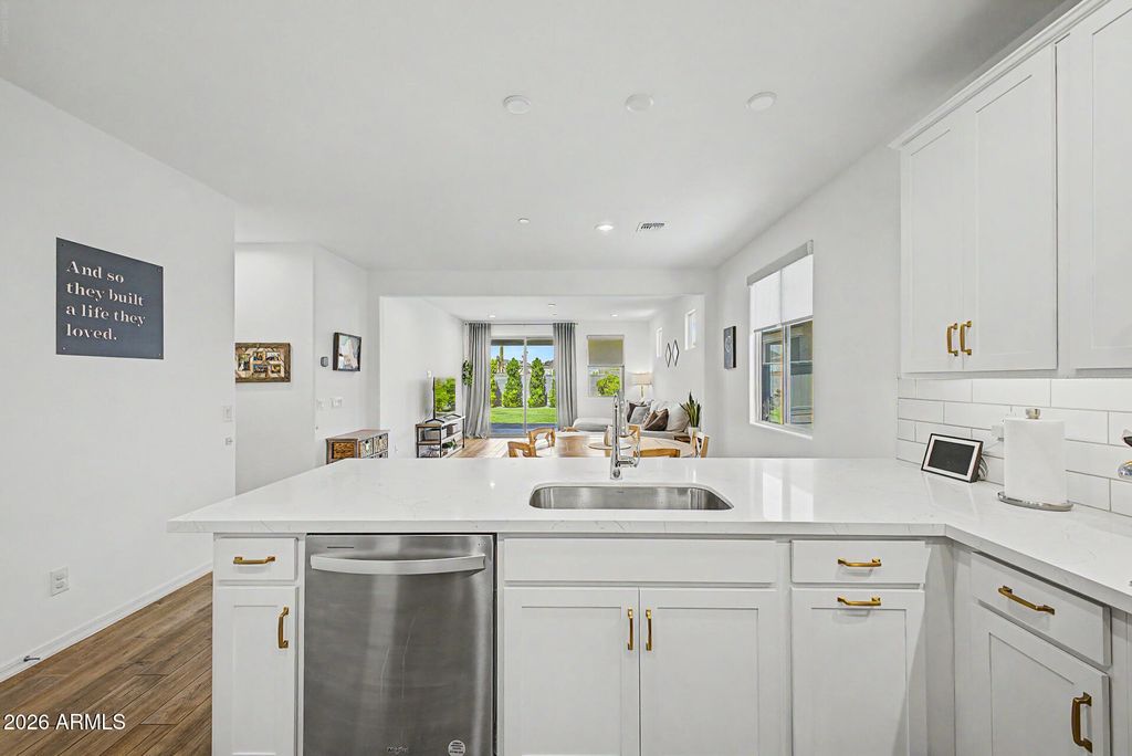 13578 W SHIFTING SANDS Drive, Peoria, AZ 85383 — photo 5