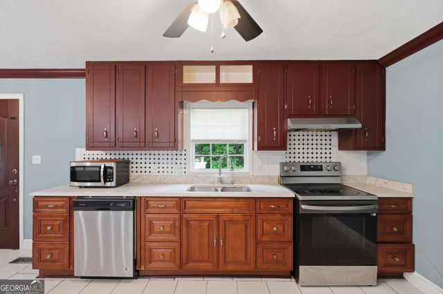 420 Henson Circle, Carrollton, GA 30117