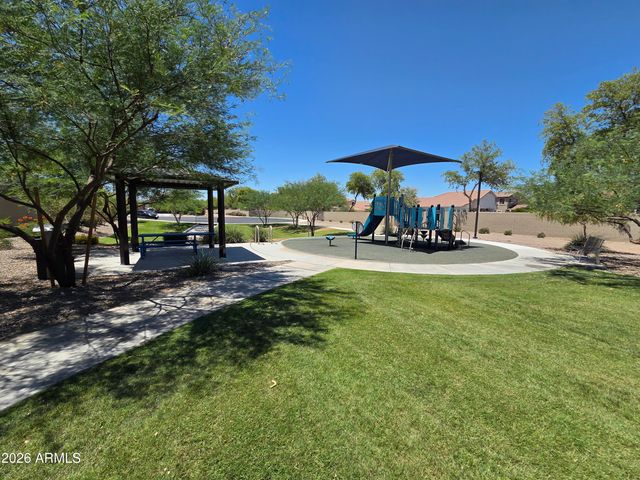 8631 W AUGUSTA Avenue, Glendale, AZ 85305