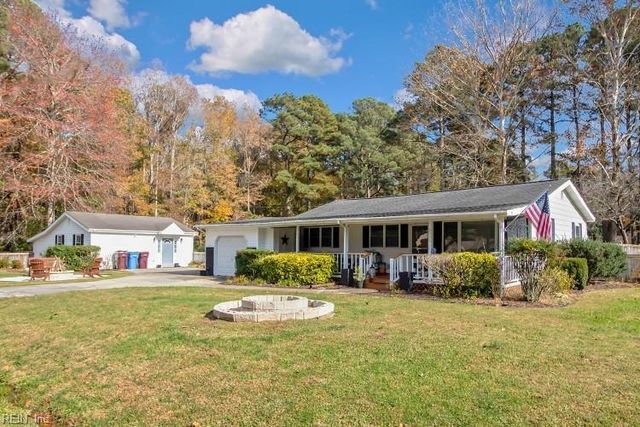 2035 Tuck ST, Chesapeake, VA 23322