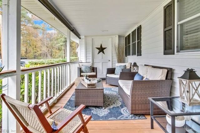 2035 Tuck ST, Chesapeake, VA 23322