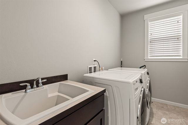 19420 109th Court NE, Bothell, WA 98011