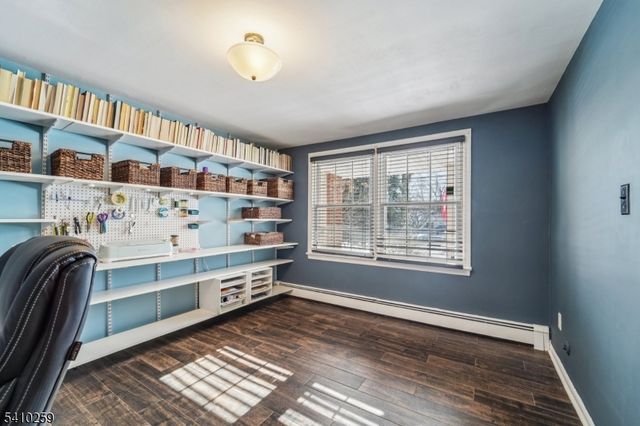 6 Browning Ct, Roseland Boro, NJ 07068