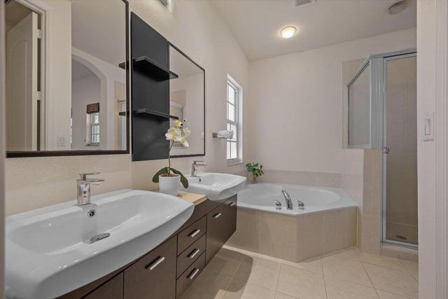 546 Tomahawk Court, Palm Beach Gardens, FL 33410