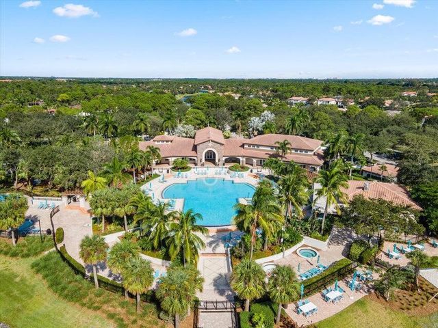 546 Tomahawk Court, Palm Beach Gardens, FL 33410