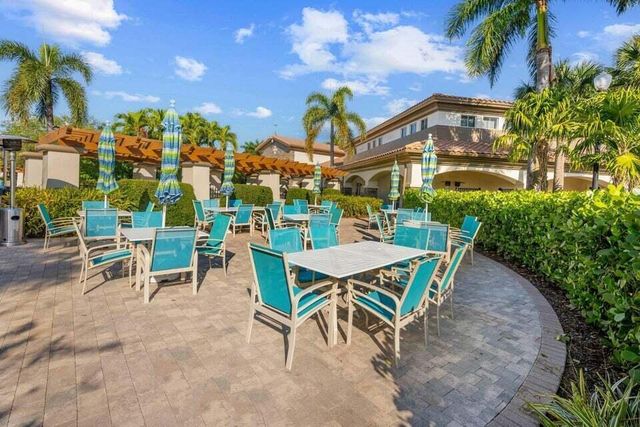 546 Tomahawk Court, Palm Beach Gardens, FL 33410