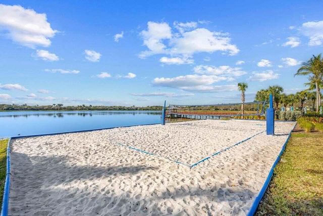 546 Tomahawk Court, Palm Beach Gardens, FL 33410