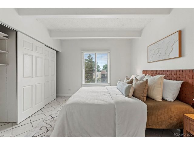 9725 E Harvard Ave T-323, Denver, CO 80231