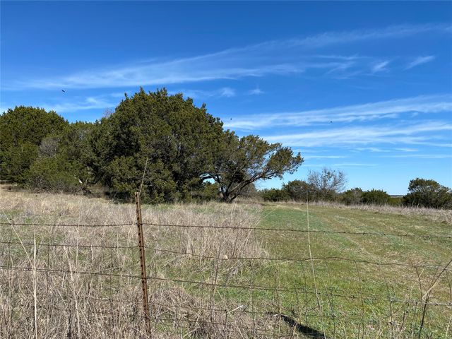 8452 Hilltop Drive, Cleburne, TX 76033