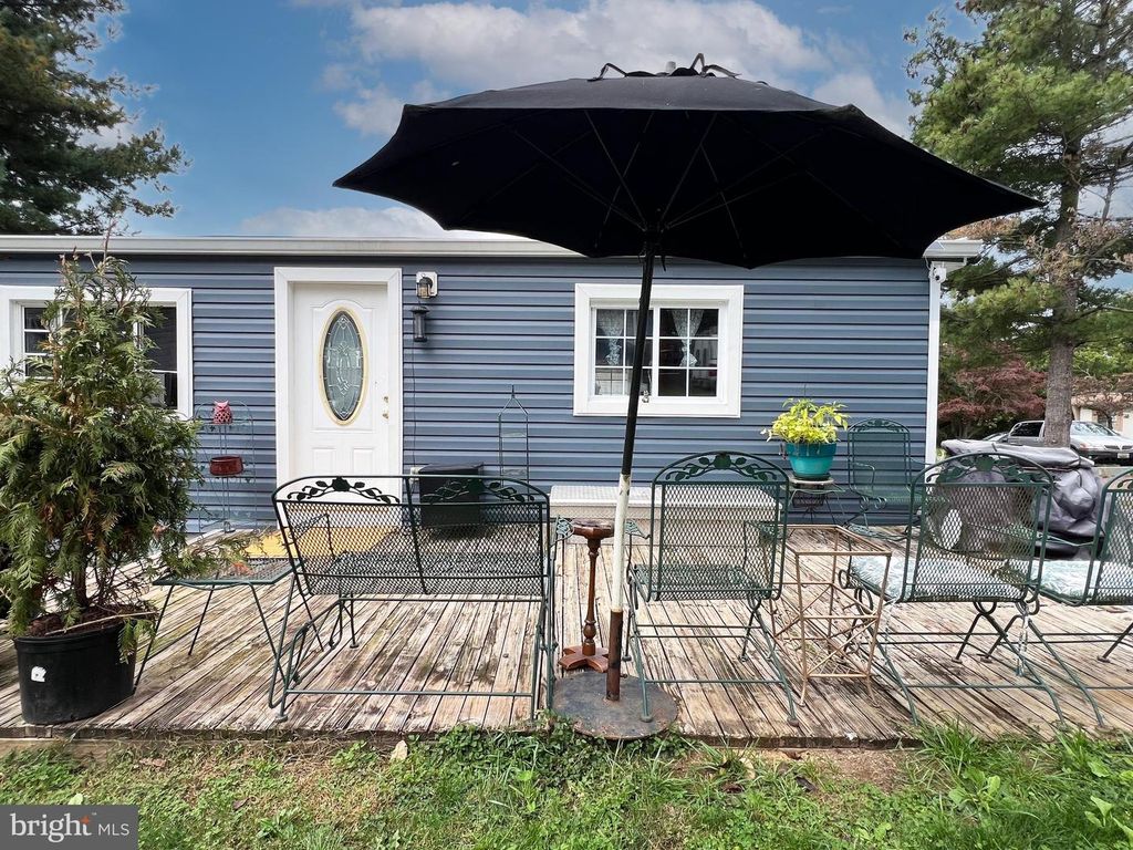 4328 RIDGE RD #13, Mount Airy, MD 21771