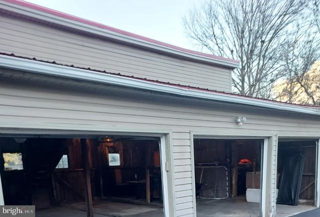 57 N CHARLOTTE ST, Manheim, PA 17545