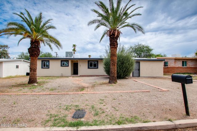 2754 N Tyndall Avenue, Tucson, AZ 85719