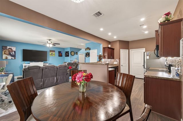 2085 Saras Way, Brookshire, TX 77423
